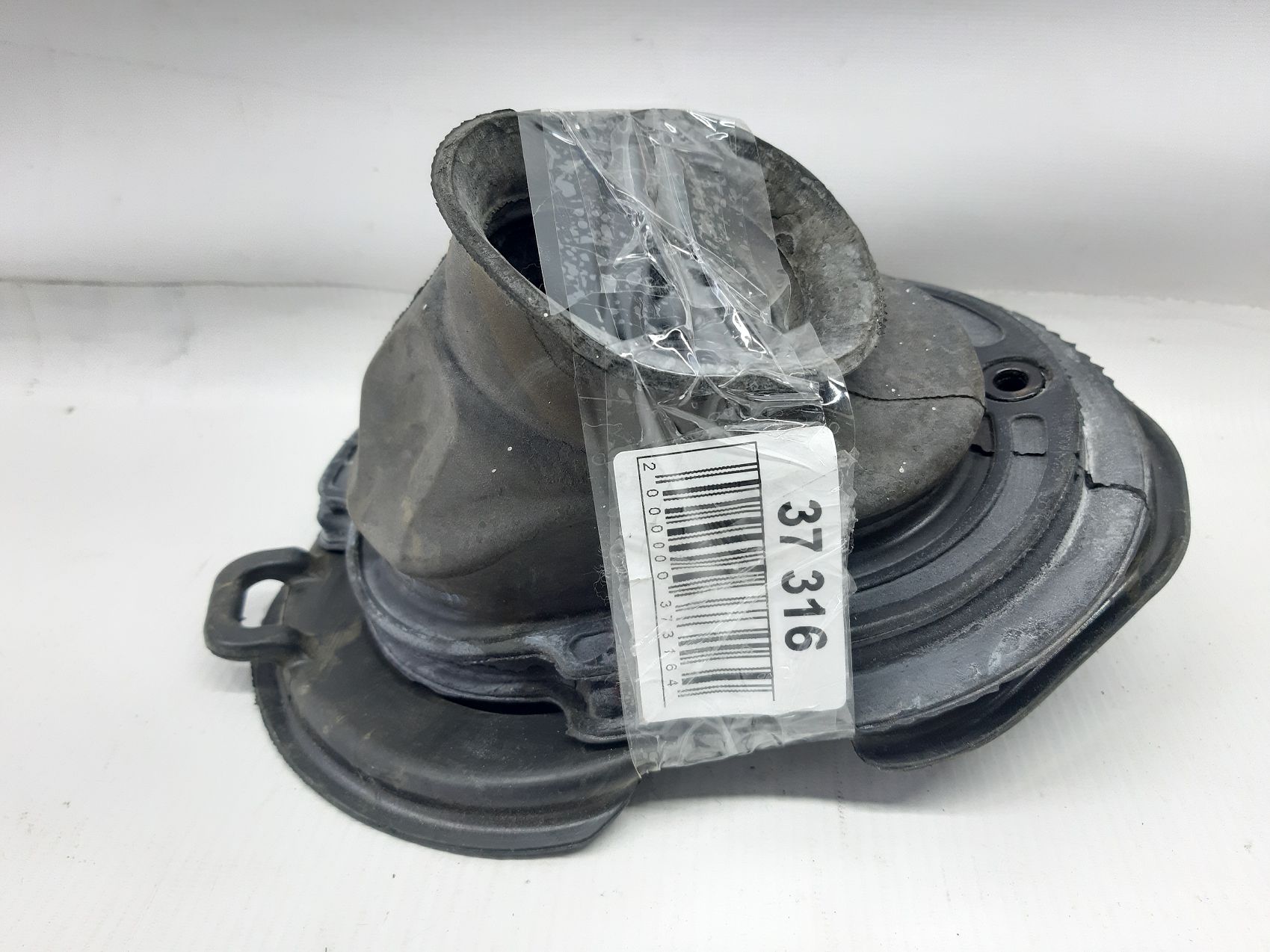 Malibu Пыльник рулевой колонки Chevrolet Malibu 2016-2021 23504888 Chevrolet Malibu 4