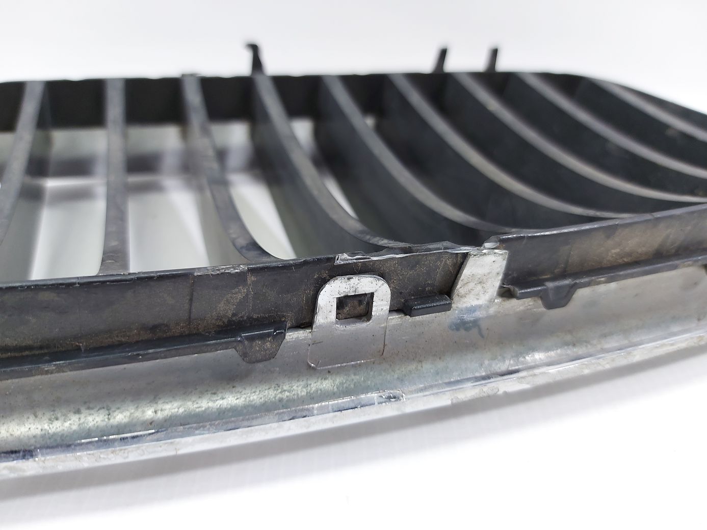 328i xdrive Решітка радіатора верхня ліва (ніздря) Тайвань BMW 328i xDrive 2012-2016 51137255411 BMW 328i xDrive 6