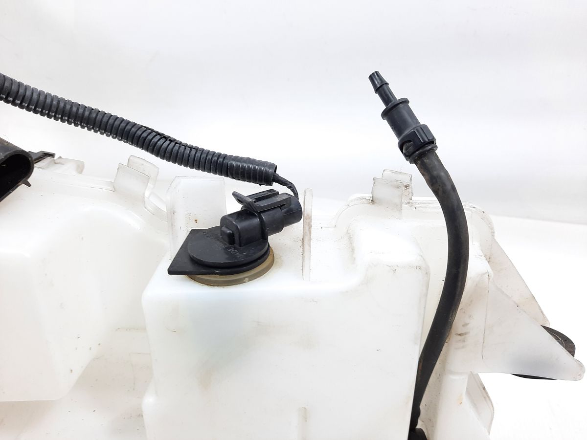 Ats Бачок омивача Cadillac ATS 2013-2019 23140044 Cadillac ATS 3 Ats Бачок омивача Cadillac ATS 2013-2019 23140044 Cadillac ATS 3