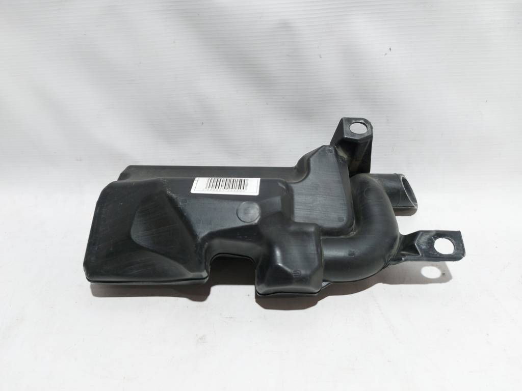 3 Резонатор воздухозаборника Mazda 3 2014-2018 PEAR13195 Mazda 3 6