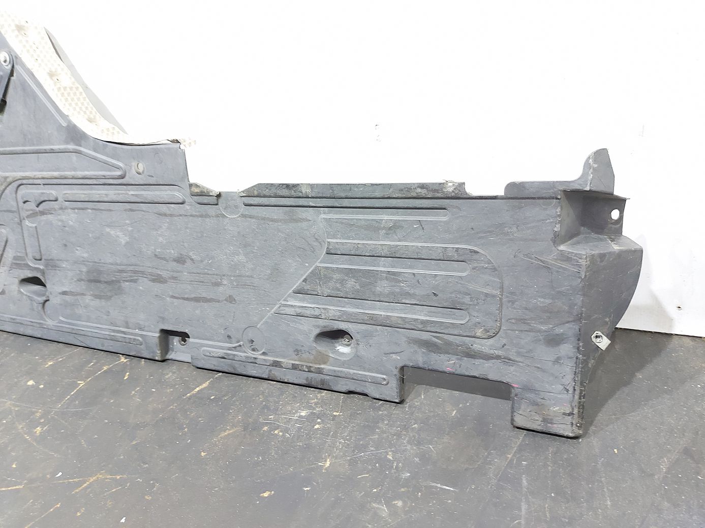 Xf Захист днища центральний лівий Jaguar XF 2009-2015 C2Z26070 Jaguar XF 2