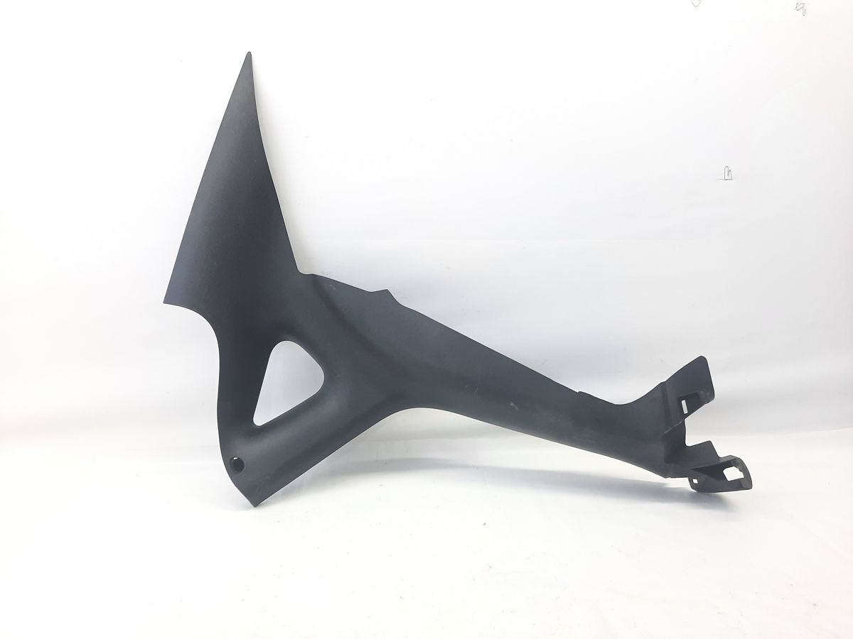 Dart. Накладка стійки задньої права Dodge Dart 2013-2019 1SW46DX9AF Dodge Dart