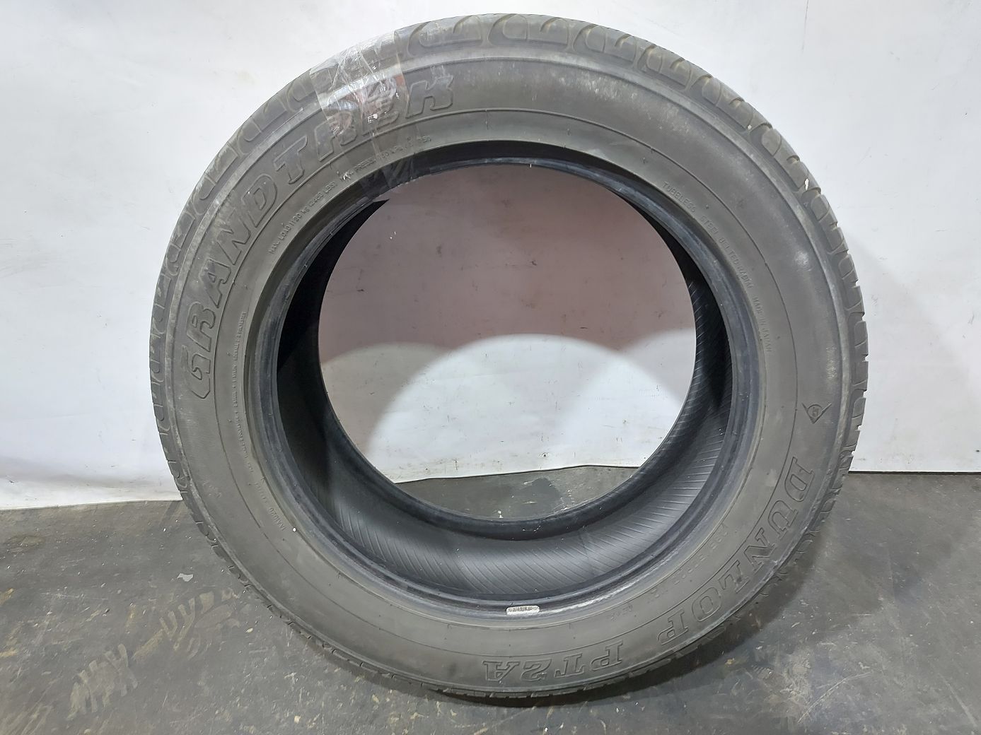 Всесезонные шины. Резина Dunlop285/50R20