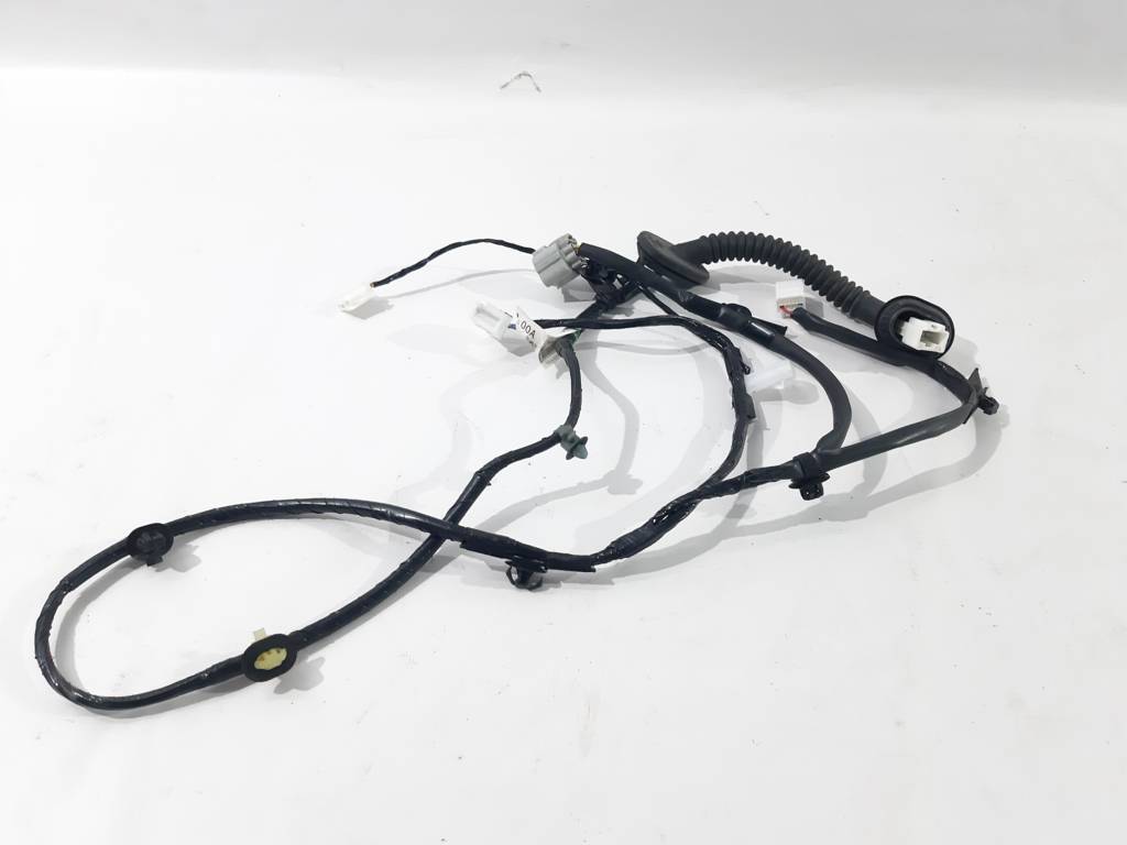 Legacy Проводка двери задней правой Subaru Legacy 2015-2019 81822AL00A Subaru Legacy 2