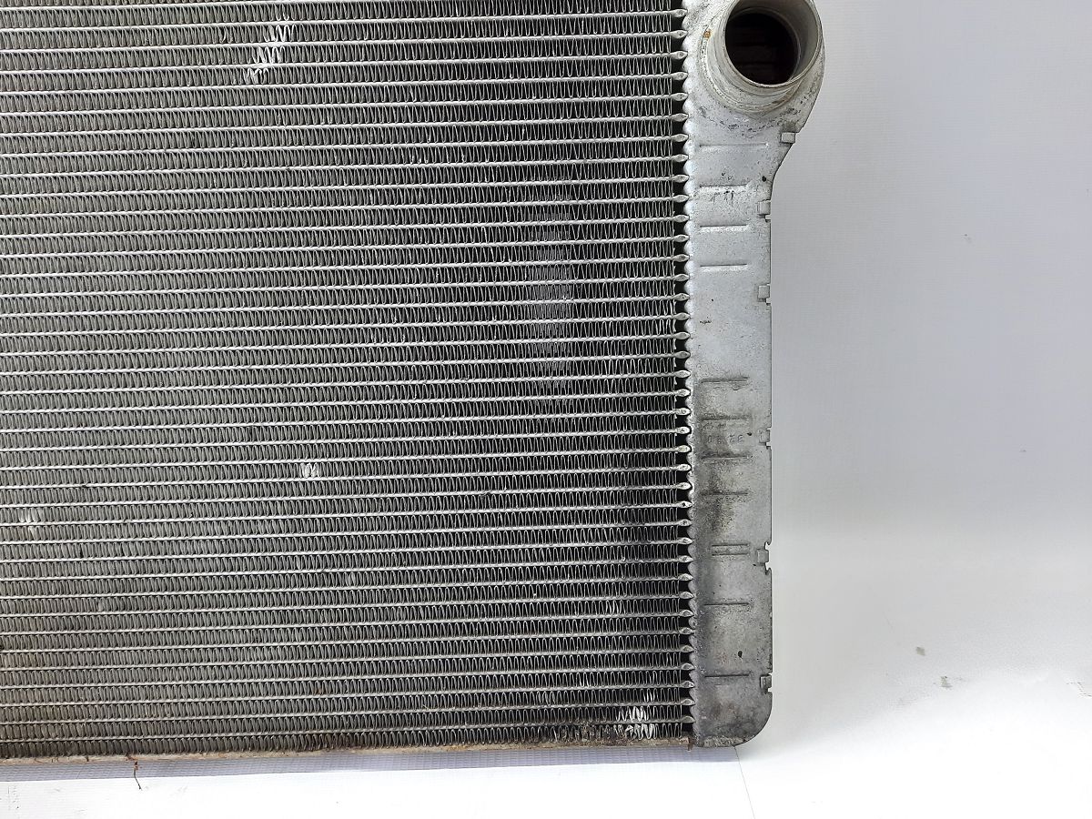 5 series Радіатор системи охолодження (пробитий) BMW 5 series 2011 17118669005 BMW 5 series 6