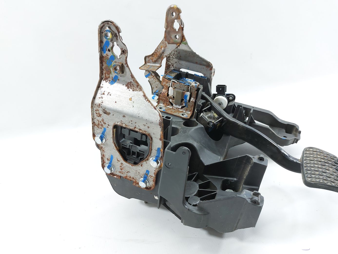 Regal Педаль тормоза Buick Regal 2014 22871276 Buick Regal 3