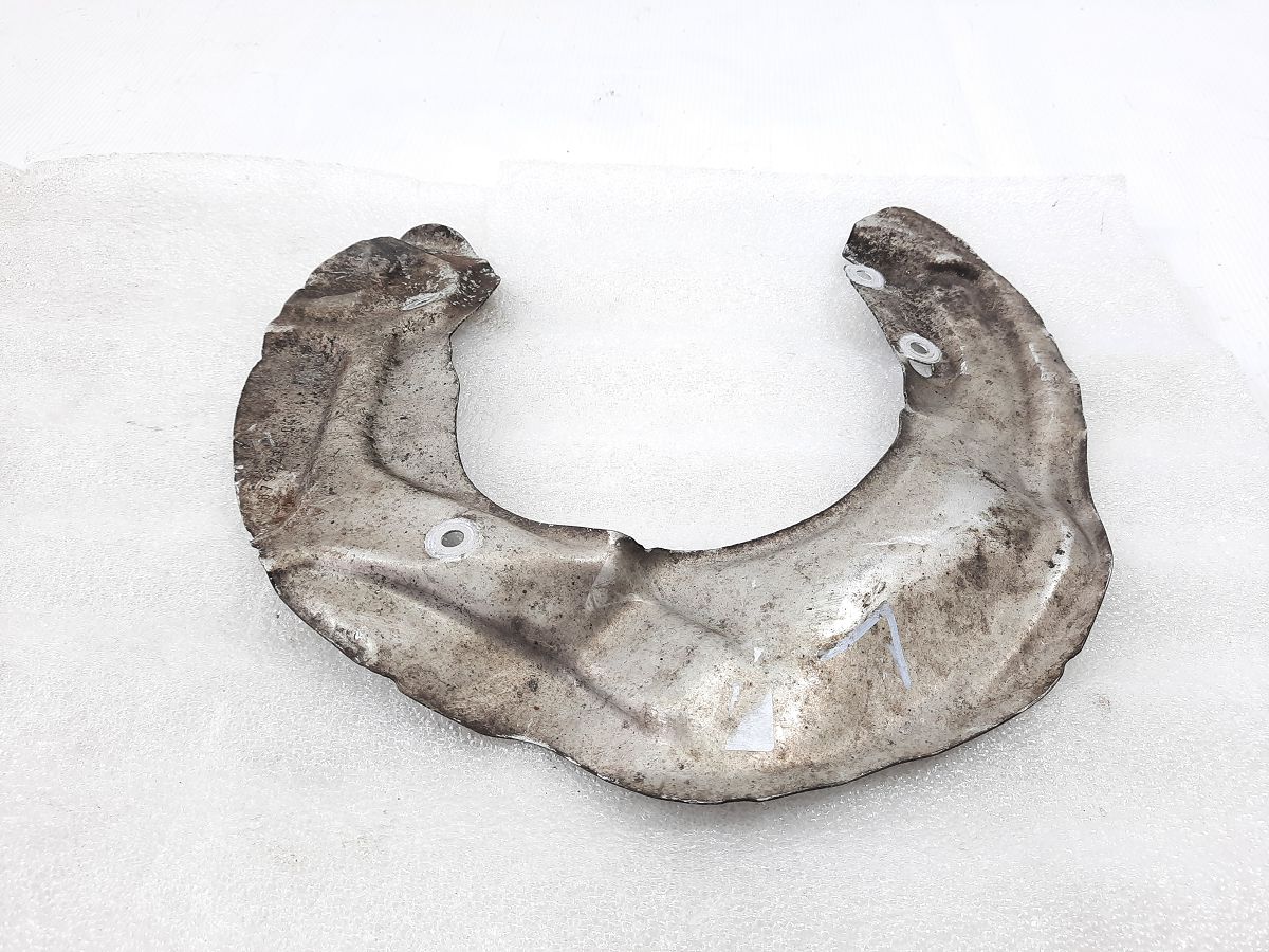 328i xdrive. Пыльник тормозного диска переднего левого (сломано крепление) BMW 328i xDrive 2012-2016 34106873417 BMW 328i xDrive