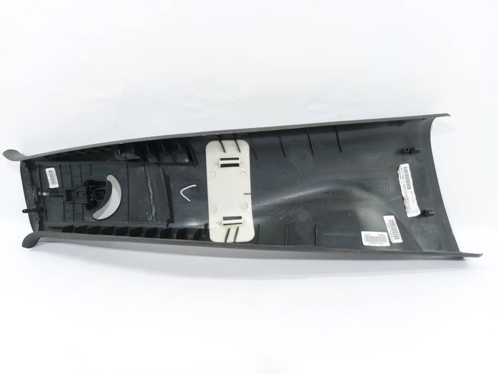 Dart Обшивка стійки центральна верхня ліва Dodge Dart 2014-2016 5NP05DX9AG Dodge Dart 21