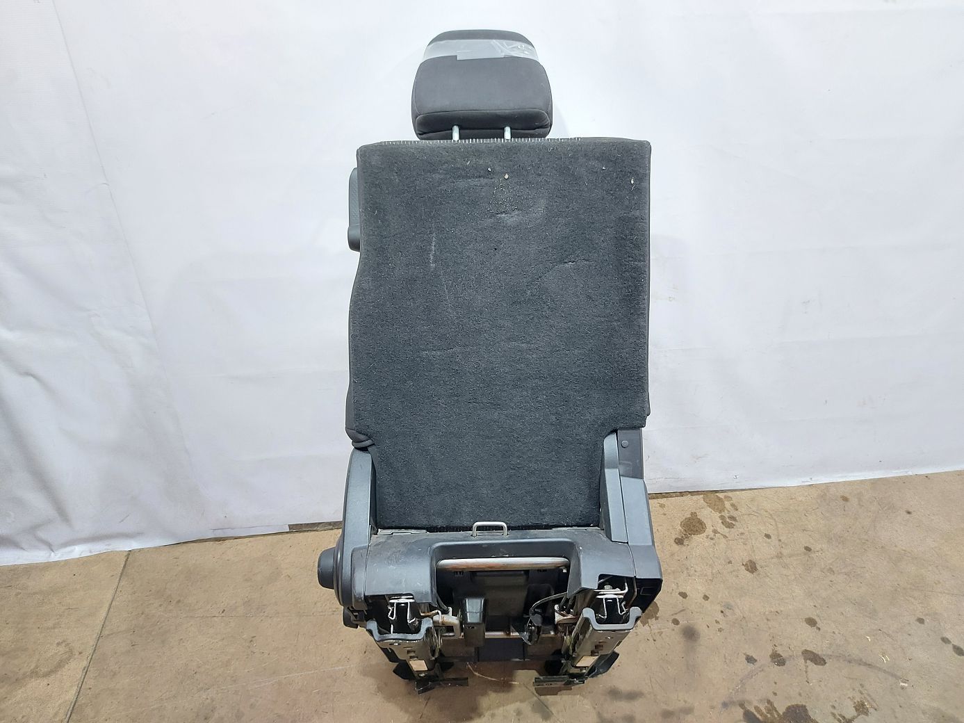 Journey Сидушка заднего ряда сидений левая Dodge Journey 2011-2020 68100253AA Dodge Journey 7 Journey Сидушка заднего ряда сидений левая Dodge Journey 2011-2020 68100253AA Dodge Journey 7