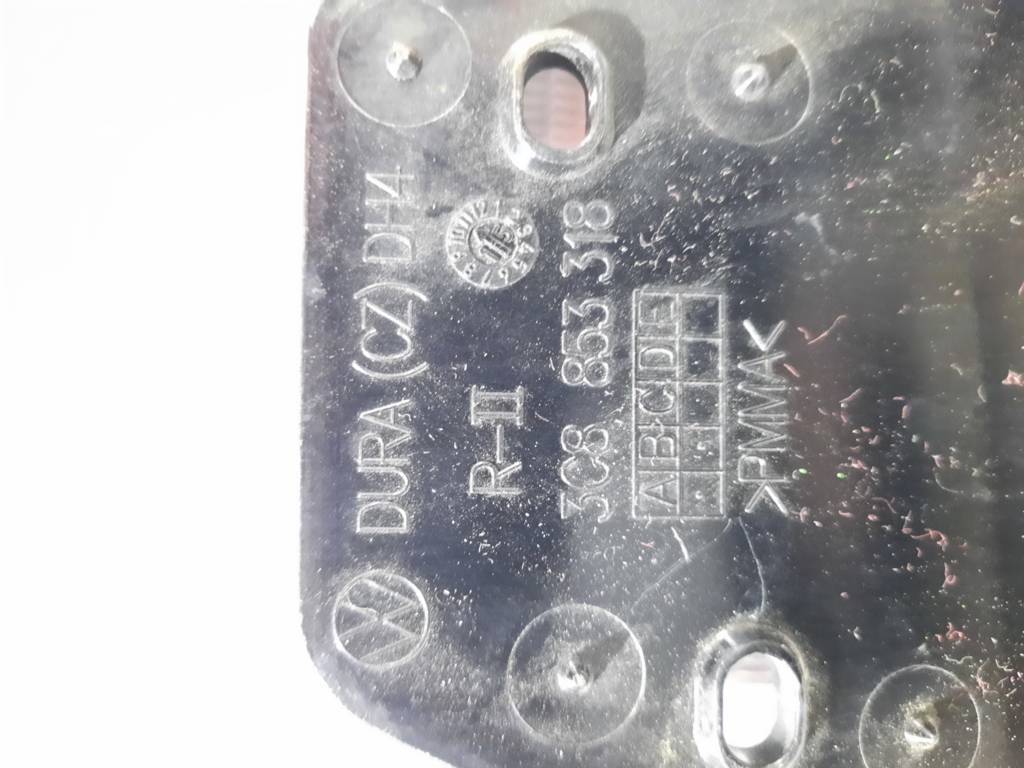Passat cc Обшивка центральной стойки правая наружная Volkswagen Passat CC 2009-2017 3C8853318B041 Volkswagen Passat CC 2