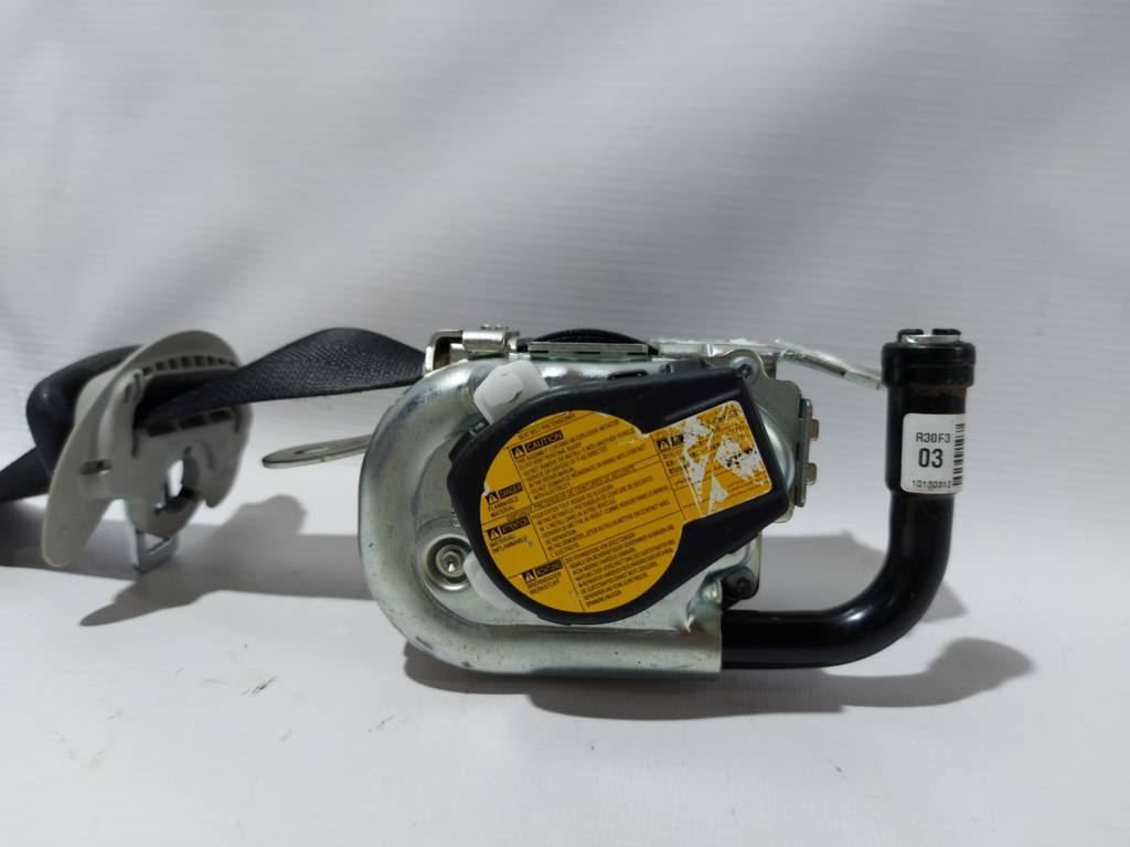 Prius c Ремінь безпеки передній правий Toyota Prius C 2012-2017 7321052823B0 Toyota Prius C 3