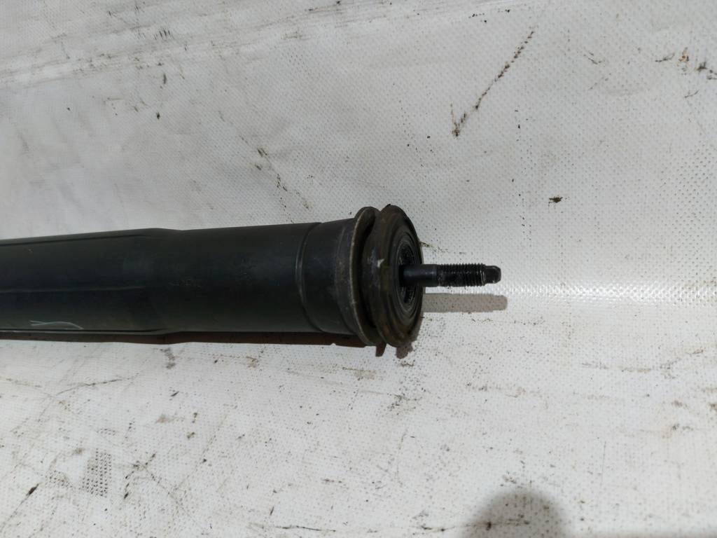 Prius c Амортизатор задній лівий/правий Toyota Prius C 2012-2015 4853052G40 Toyota Prius C 3