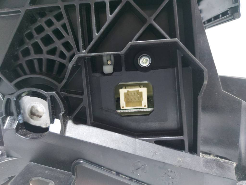 Prius c Кулиса переключения АКПП Toyota Prius C 2012 3355047072 Toyota Prius C 3