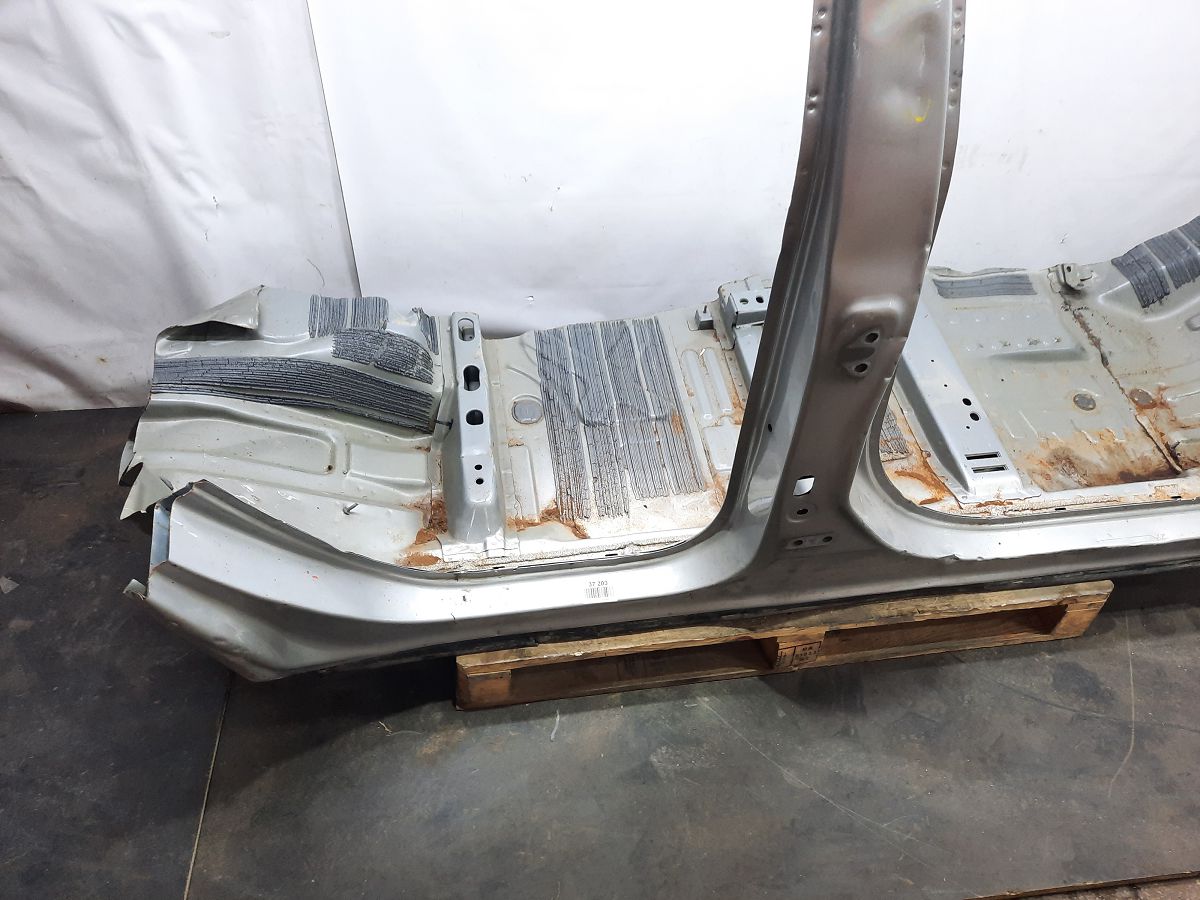 Equinox Стойка центральная правая (металл) Chevrolet Equinox 2010-2017 23466072 Chevrolet Equinox 2