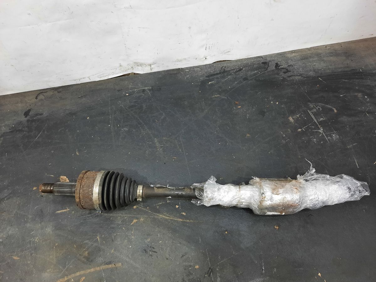 Charger. Піввісь передня ліва Dodge Charger 2006-2021 4578601AA Dodge Charger