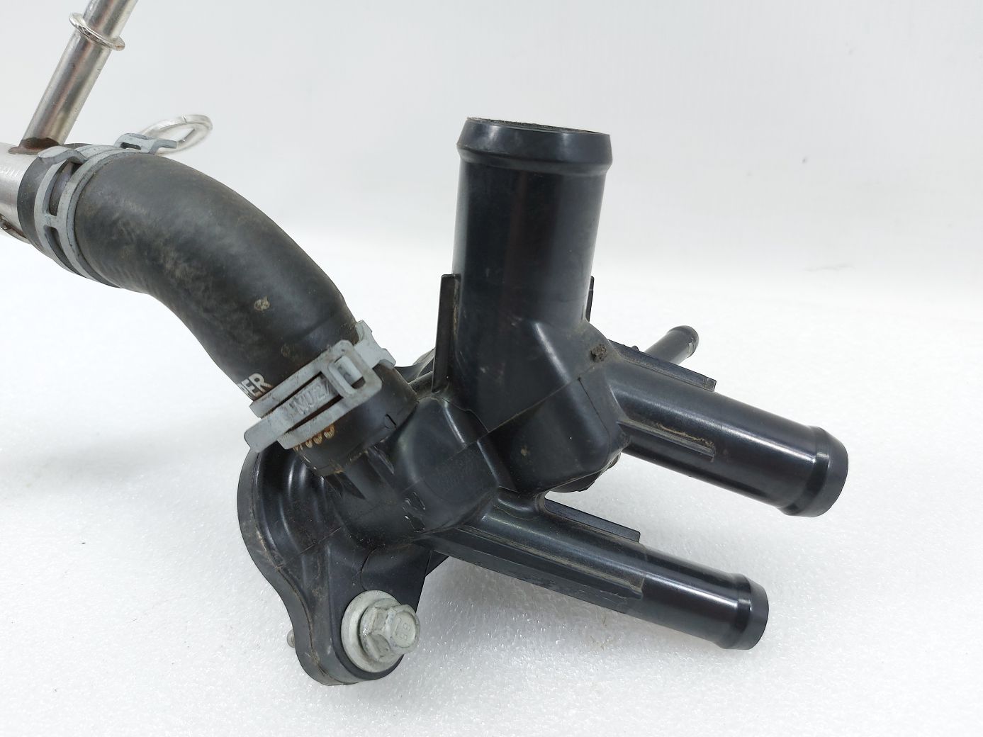 Malibu Корпус термостату Chevrolet Malibu 2016-2021 12707589 Chevrolet Malibu 2 Malibu Корпус термостату Chevrolet Malibu 2016-2021 12707589 Chevrolet Malibu 2