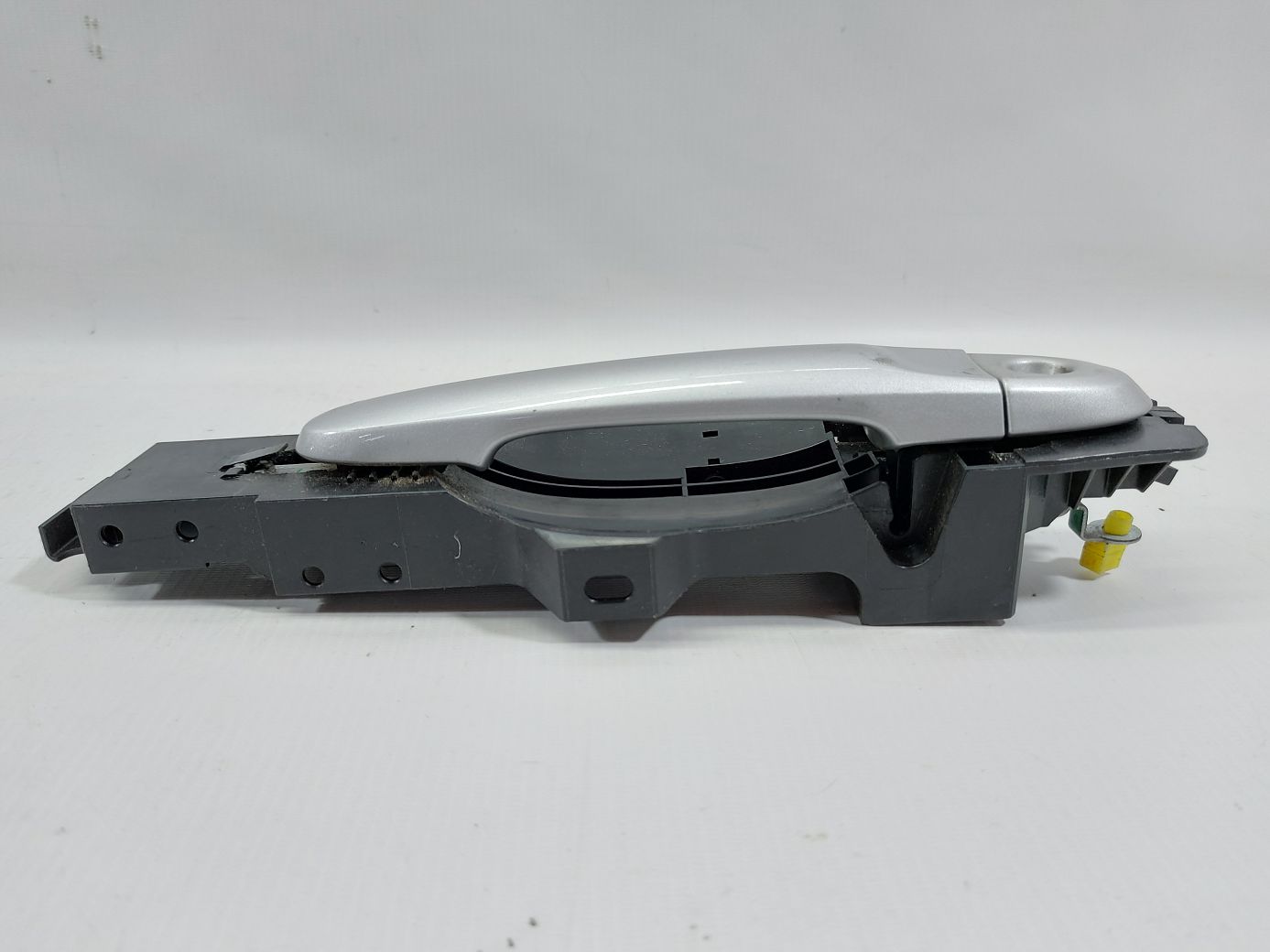 Versa note Ручка дверей передньої лівої (сіра) зовнішня Nissan Versa Note 2014-2019 806403WC1A Nissan Versa Note 3