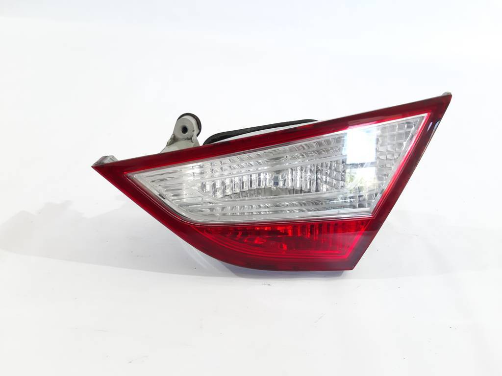 Sonata Фонарь крышки багажника правый Hyundai Sonata 2009-2015 924043Q000 Hyundai Sonata 4