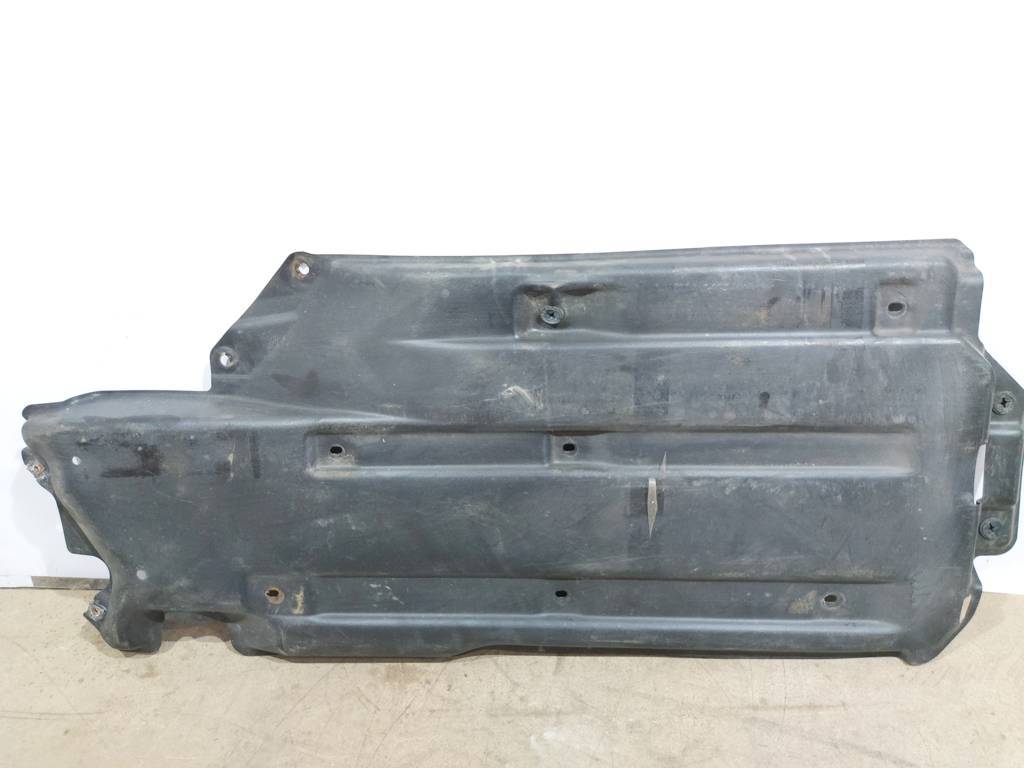 Dart Защита днища центральная левая Dodge Dart 2013-2019 68082725AE Dodge Dart 10