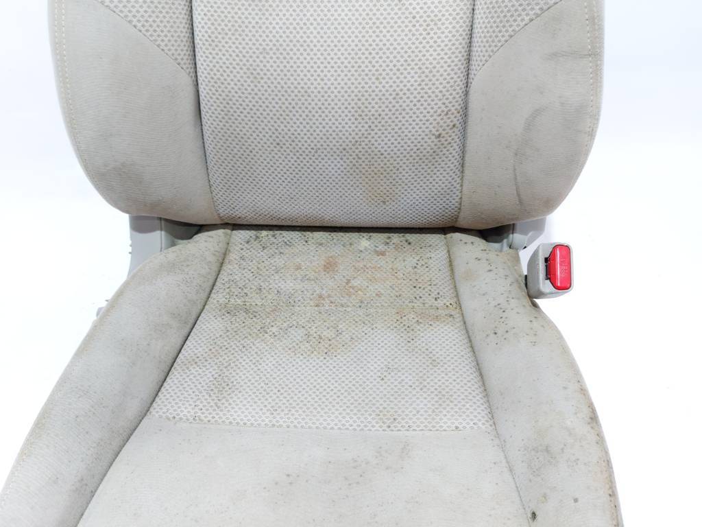 Insight Сидіння переднє праве Honda Insight 2010-2011 81126TM8A02 Honda Insight 9