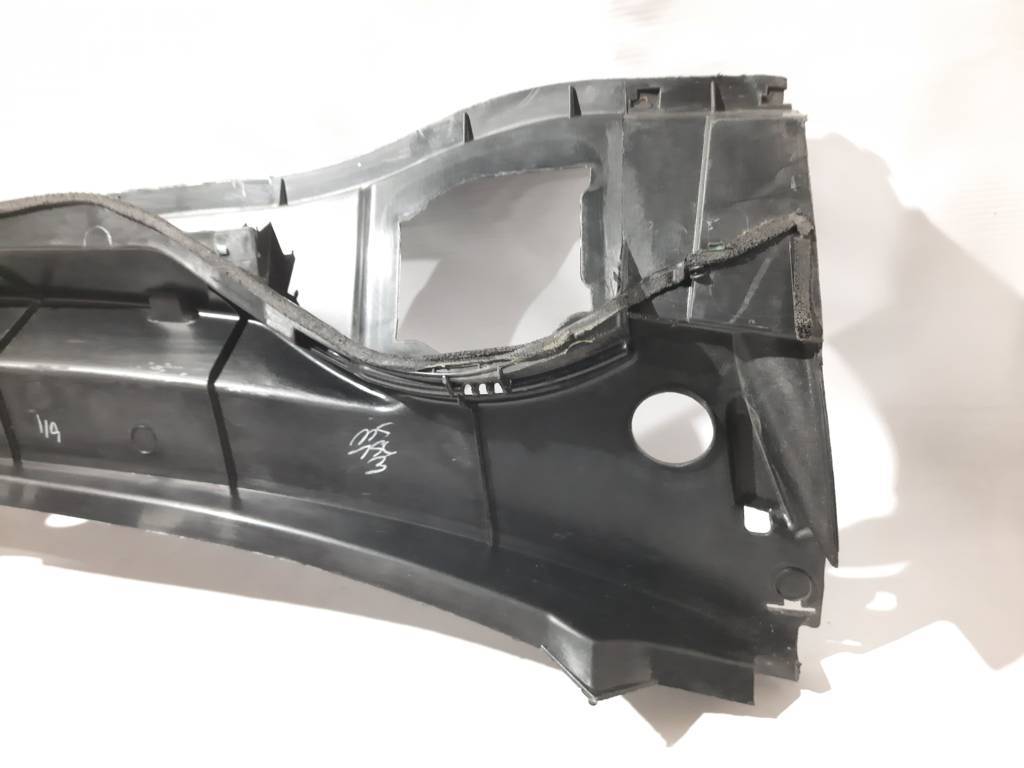 Sienna Повітропровід під лобове скло Toyota SIENNA 2011-2020 5570808040 Toyota SIENNA 2
