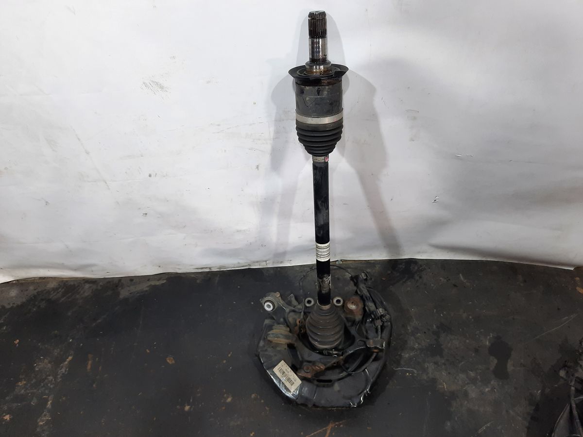 328i xdrive. Поворотний кулак задній правий з напіввіссю та датчиком ABS BMW 328i xDrive 2013-2016 33326792524 BMW 328i xDrive 328i xdrive. Поворотний кулак задній правий з напіввіссю та датчиком ABS BMW 328i xDrive 2013-2016 33326792524 BMW 328i xDrive