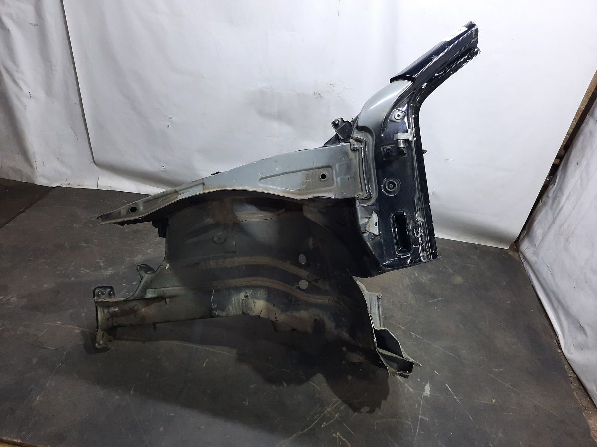 Passat s Чверть передня ліва Volkswagen Passat S 2012-2015 561803091A Volkswagen Passat S 3