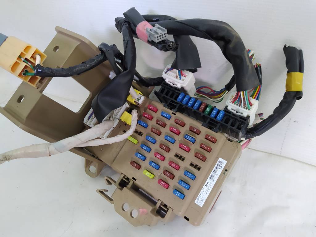 Forester Блок запобіжників салону Subaru Forester 2013-2016 82201FJ111 Subaru Forester 2 Forester Блок запобіжників салону Subaru Forester 2013-2016 82201FJ111 Subaru Forester 2