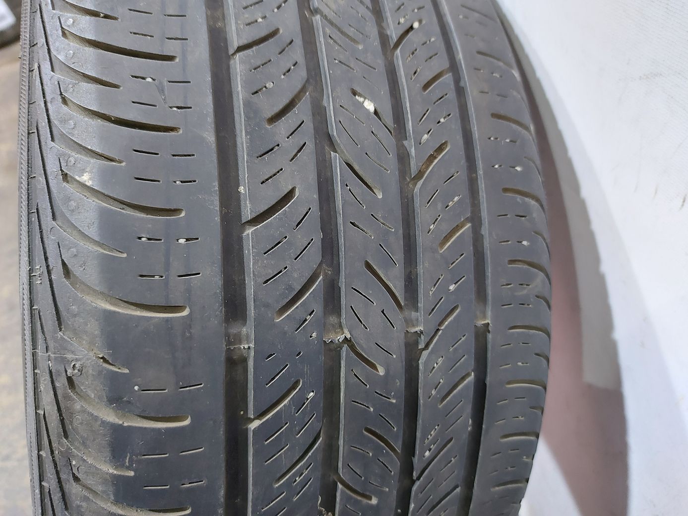  Резина Continental Contipro contact 215/50R17 9