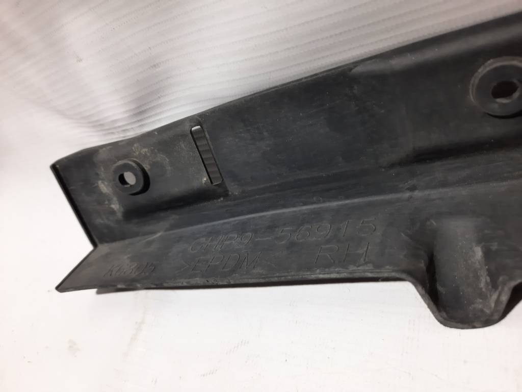 6 Накладка крила переднього права Mazda 6 2014-2019 GHP9-56-915B Mazda 6 4