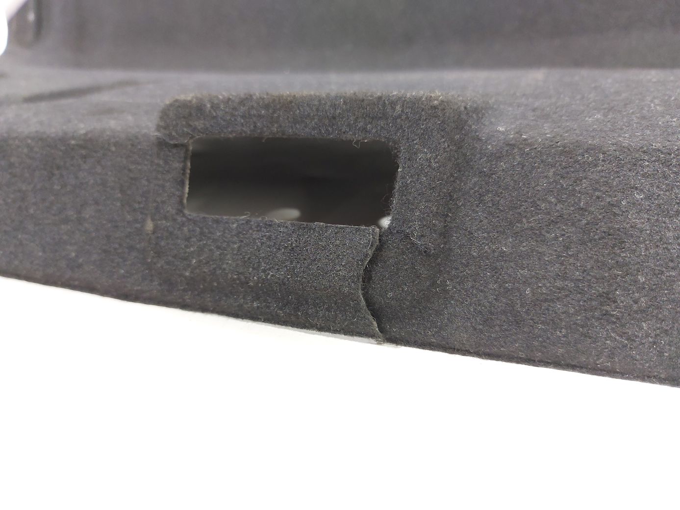 Cruze Обшивка крышки багажника Chevrolet Cruze 2011-2016 95995942 Chevrolet Cruze 4