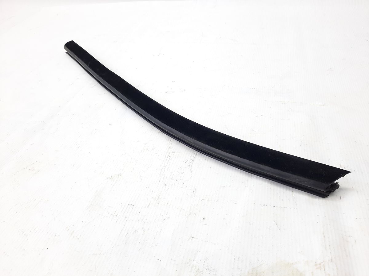 Journey Уплотнитель стекла внутренний двери задней левой Dodge Journey 2009-2020 5076877AC Dodge Journey 3