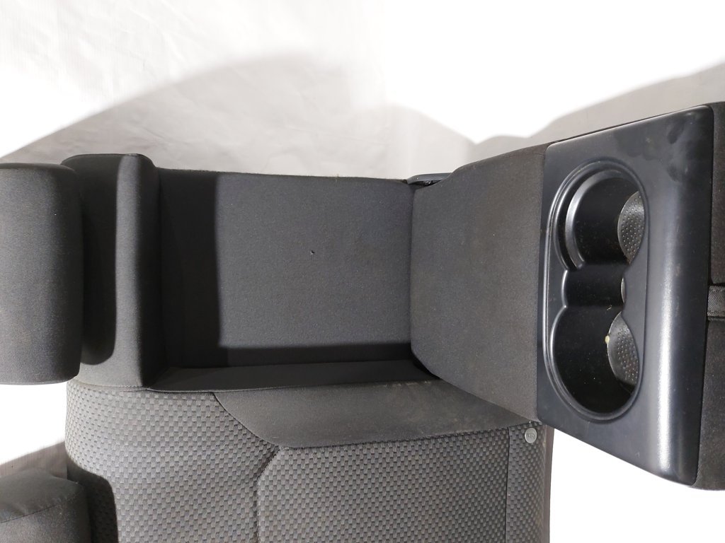 Passat s Спинка заднего ряда сидений правая Volkswagen Passat S 2011-2019 5C6885504H Volkswagen Passat S 2