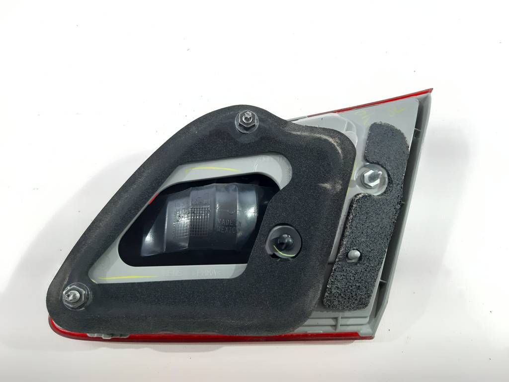 Sentra Ліхтар кришки багажника лівий Nissan Sentra 2013-2014 265553SH5A Nissan Sentra 5