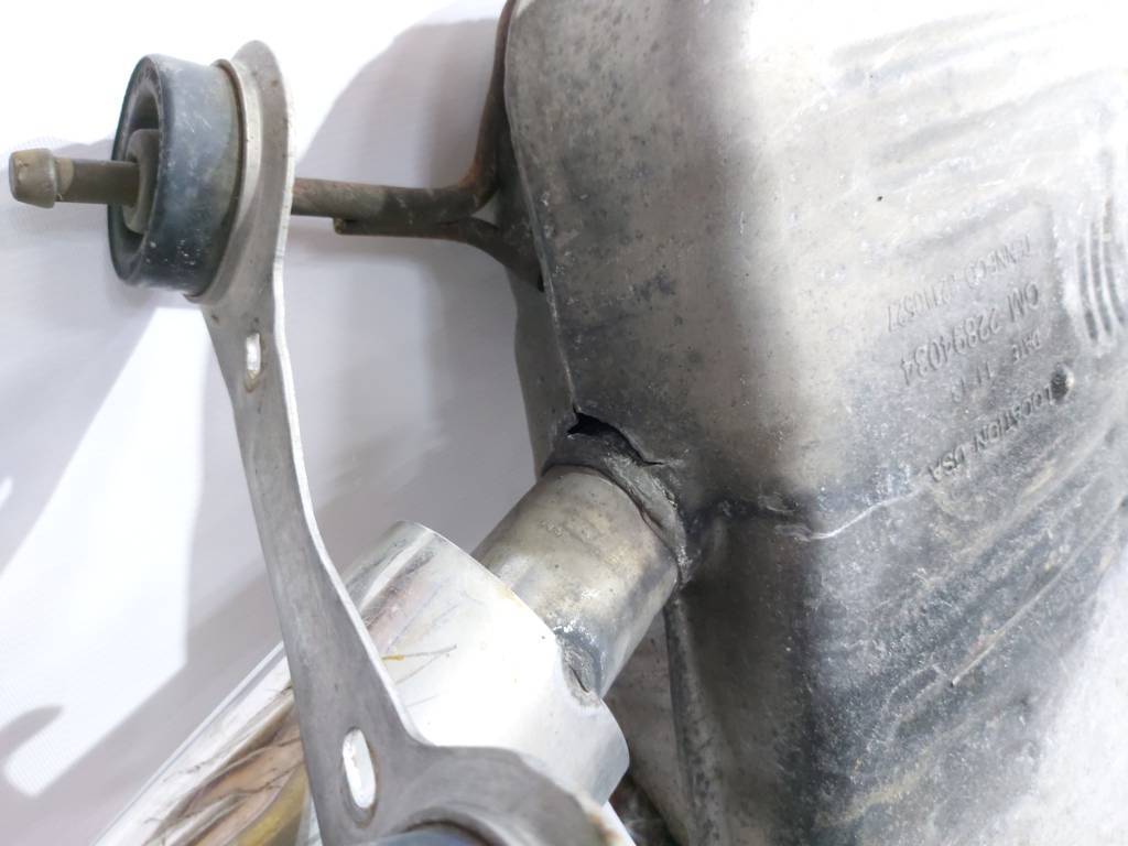 Regal Вихлопна труба (задня частина) Buick Regal 2014-2017 23369187 Buick Regal 9