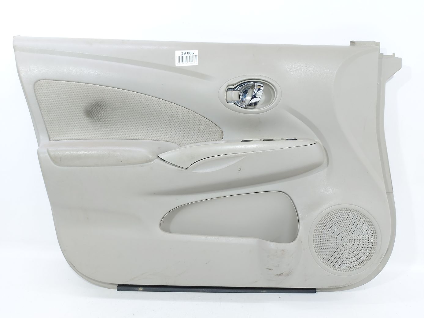 Versa. Карта двери передней левой (беж с тканью) Nissan Versa 2013-2018 809019KK5B Nissan Versa