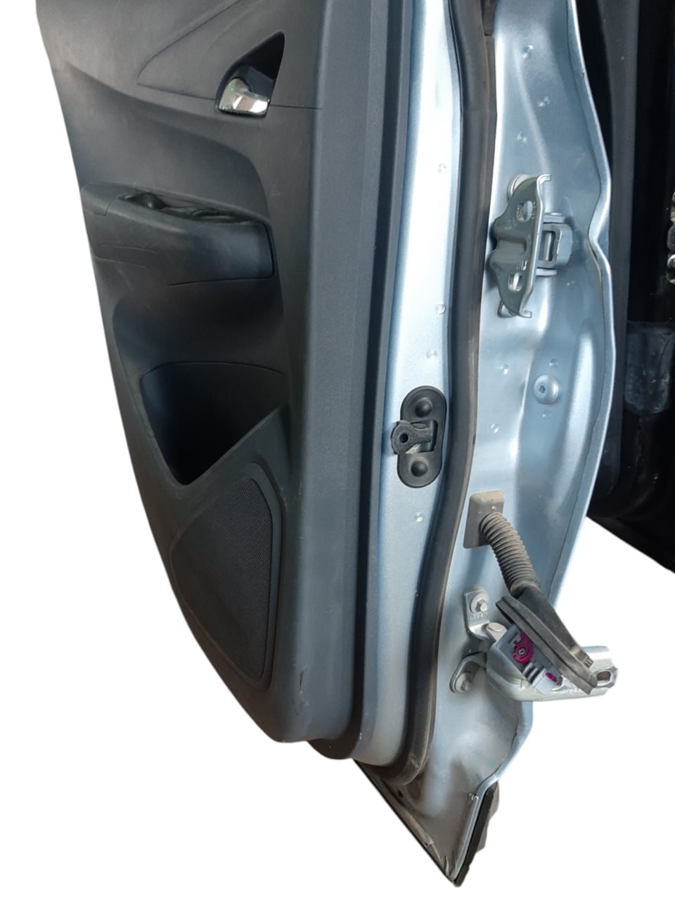 Bolt Дверь задняя левая (битая)  Chevrolet Bolt EV 2017-2021 42679302 Chevrolet Bolt EV 3