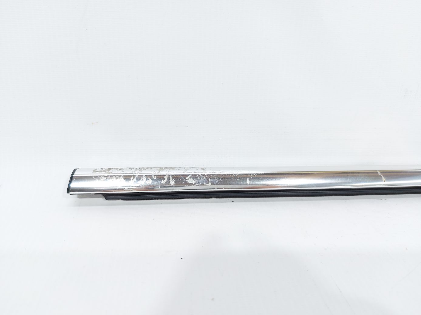 Cruze Уплотнительная резинка стекла двери задней левой наружная Chevrolet Cruze 2011-2012 95464668 Chevrolet Cruze 3