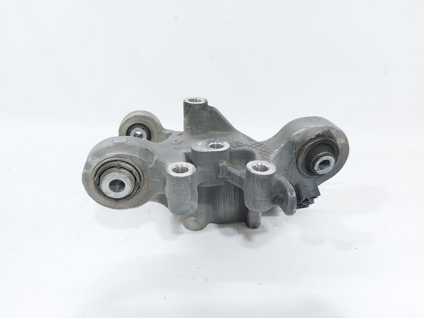 200 limited Поворотний кулак задній лівий Chrysler 200 Limited 2015-2017 68200071AC Chrysler 200 Limited 4