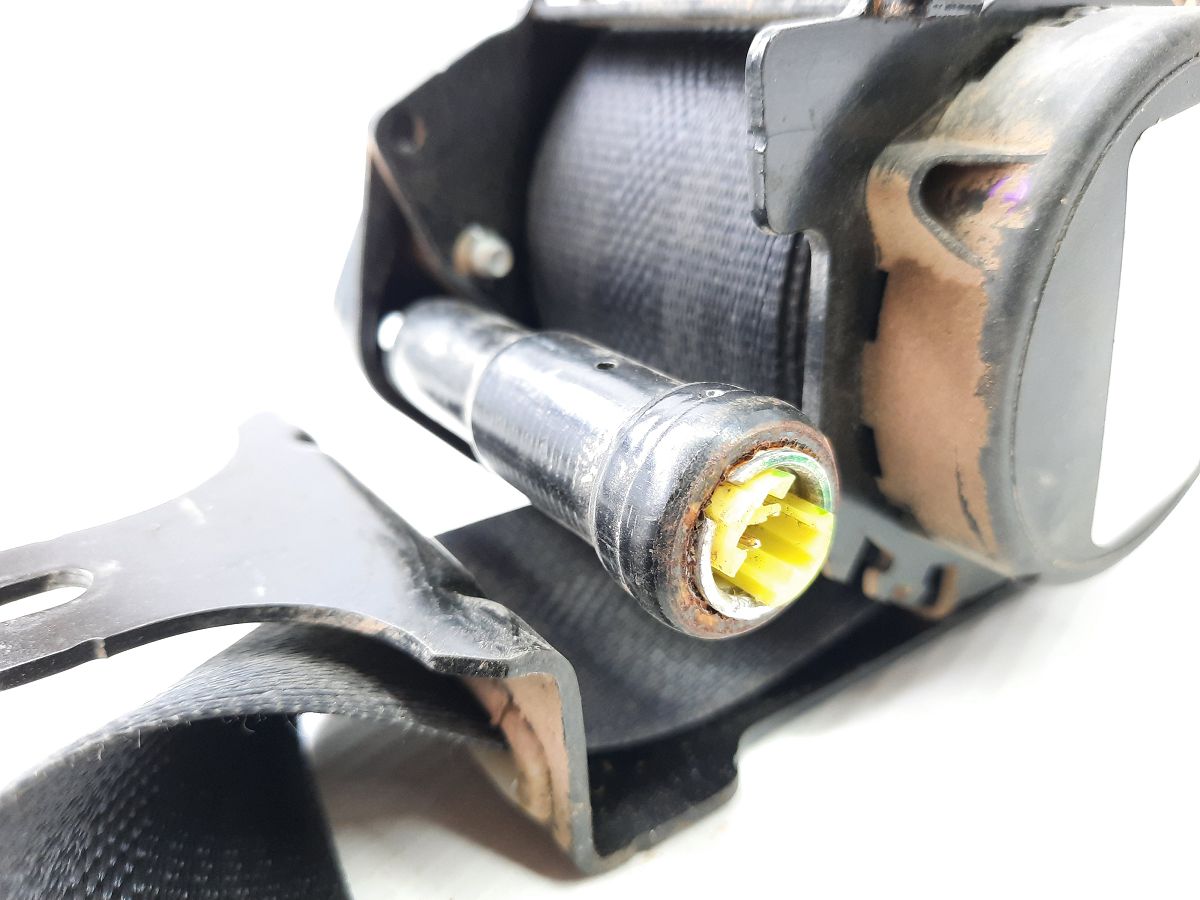 Sentra Ремінь безпеки передній правий Nissan Sentra 2013-2017 868843RM8A Nissan Sentra 9