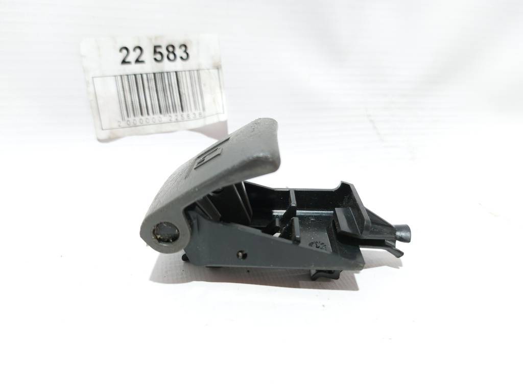 Sienna Важіль відкривання лючка бензобака Toyota SIENNA 2015-2020 77306-08010-C0 Toyota SIENNA 2