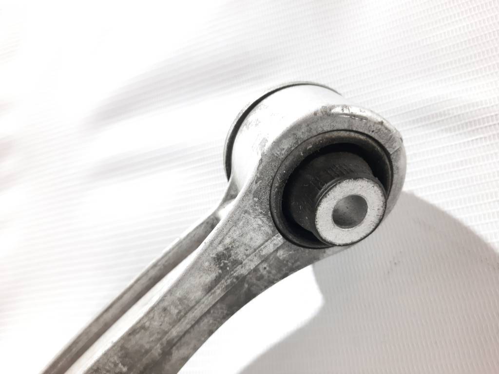 5 series Важіль передній верхній правий BMW 5 series 2009-2020 31126779871 BMW 5 series 4