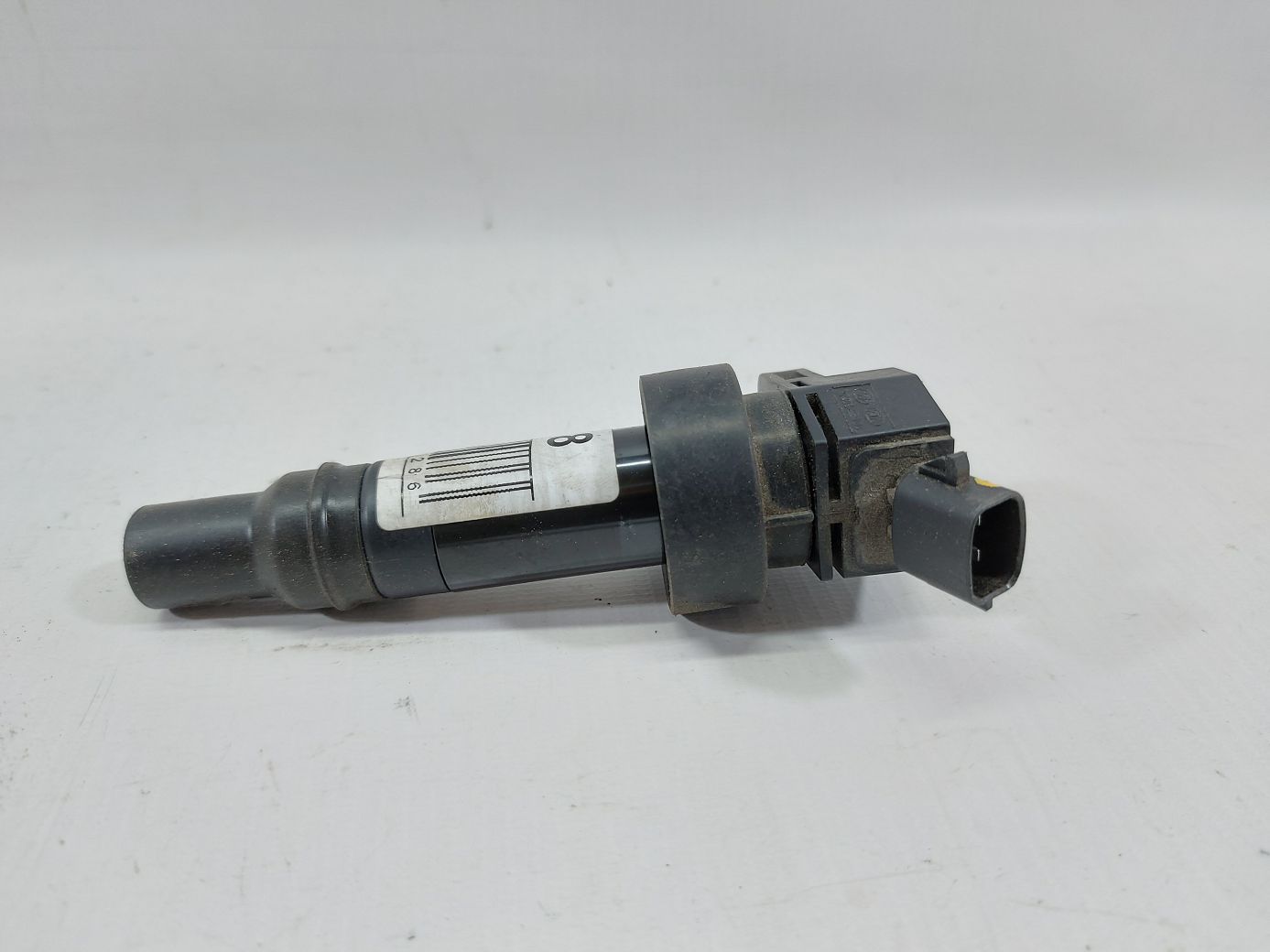 Veloster. Котушка запалювання Hyundai Veloster 2012-2017 273012B100 Hyundai Veloster