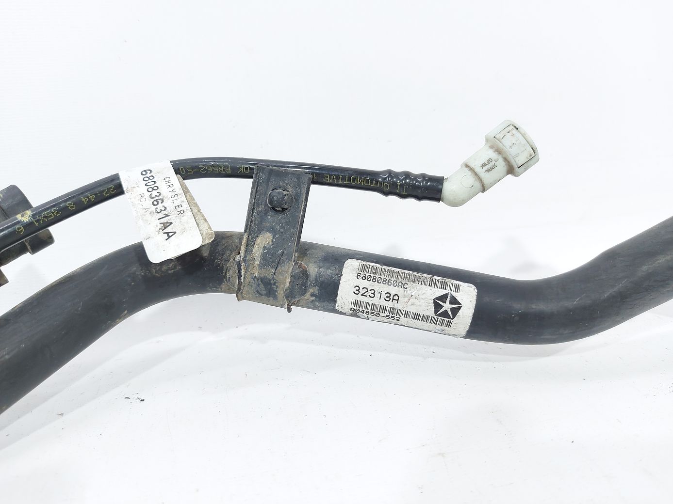 Dart Заливна горловина паливного бака Dodge Dart 2013-2019 68091428AB Dodge Dart 7