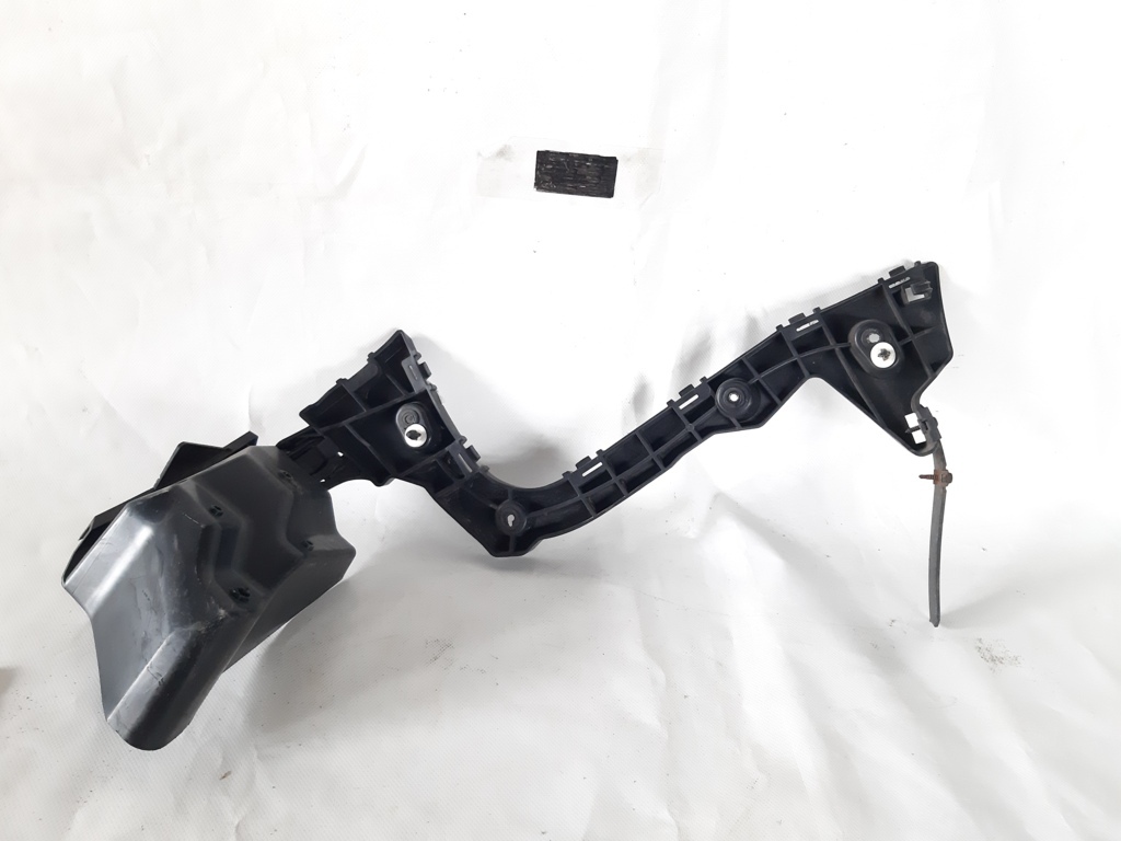 Focus sedan Крепление бампера заднего левое Ford Focus sedan 2012-2014 BM51F17E851AF Ford Focus sedan 5