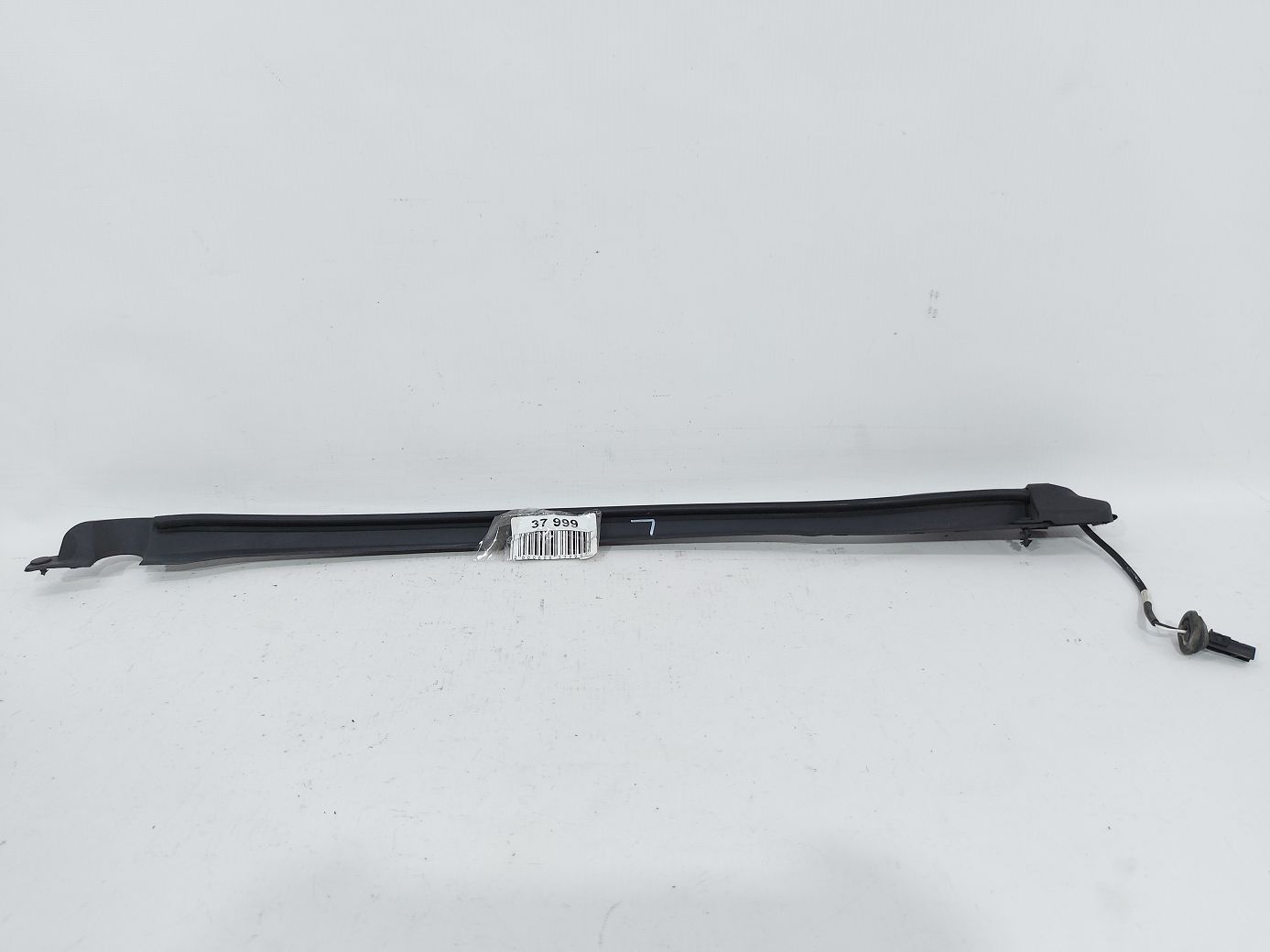 Grand caravan. Датчик затискання лівий Dodge Grand Caravan 2015-2020 68111381AC Dodge Grand Caravan