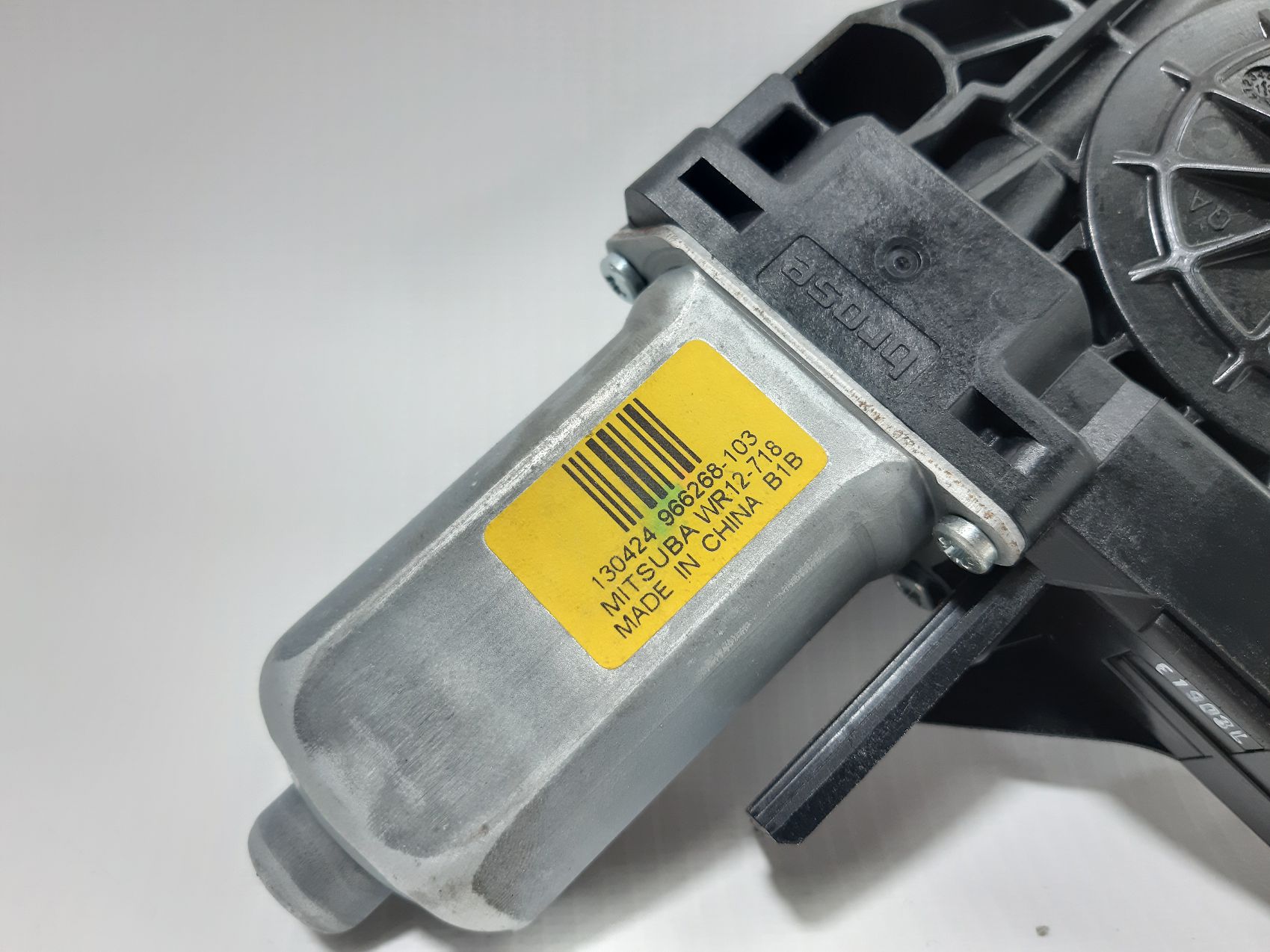 S60 Моторчик стеклоподъемника двери передней левой Volvo S60 2014-2018 31253061 Volvo S60 4