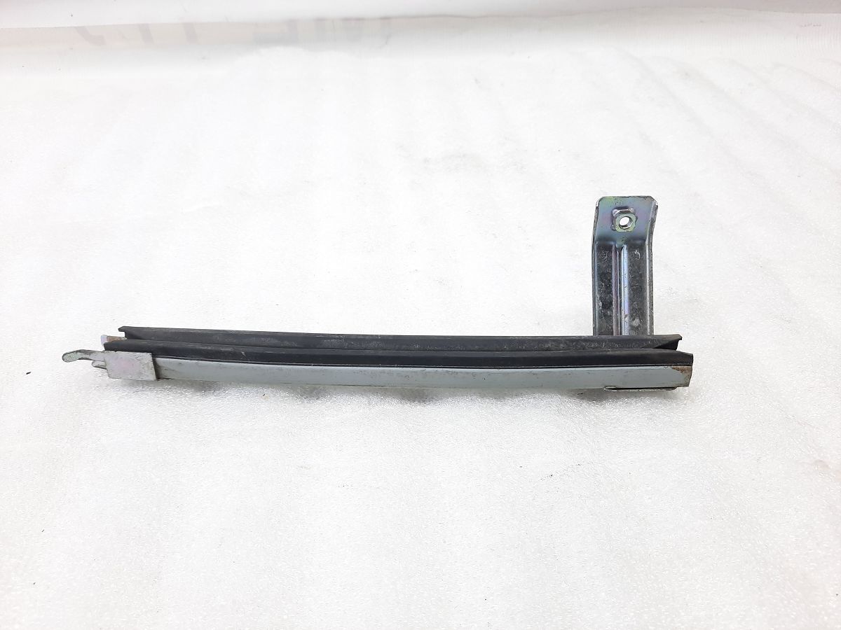 Altima Направляющая стекла двери передней правой (салазки) задняя Nissan Altima 2013-2018 803863TA0A Nissan Altima 8