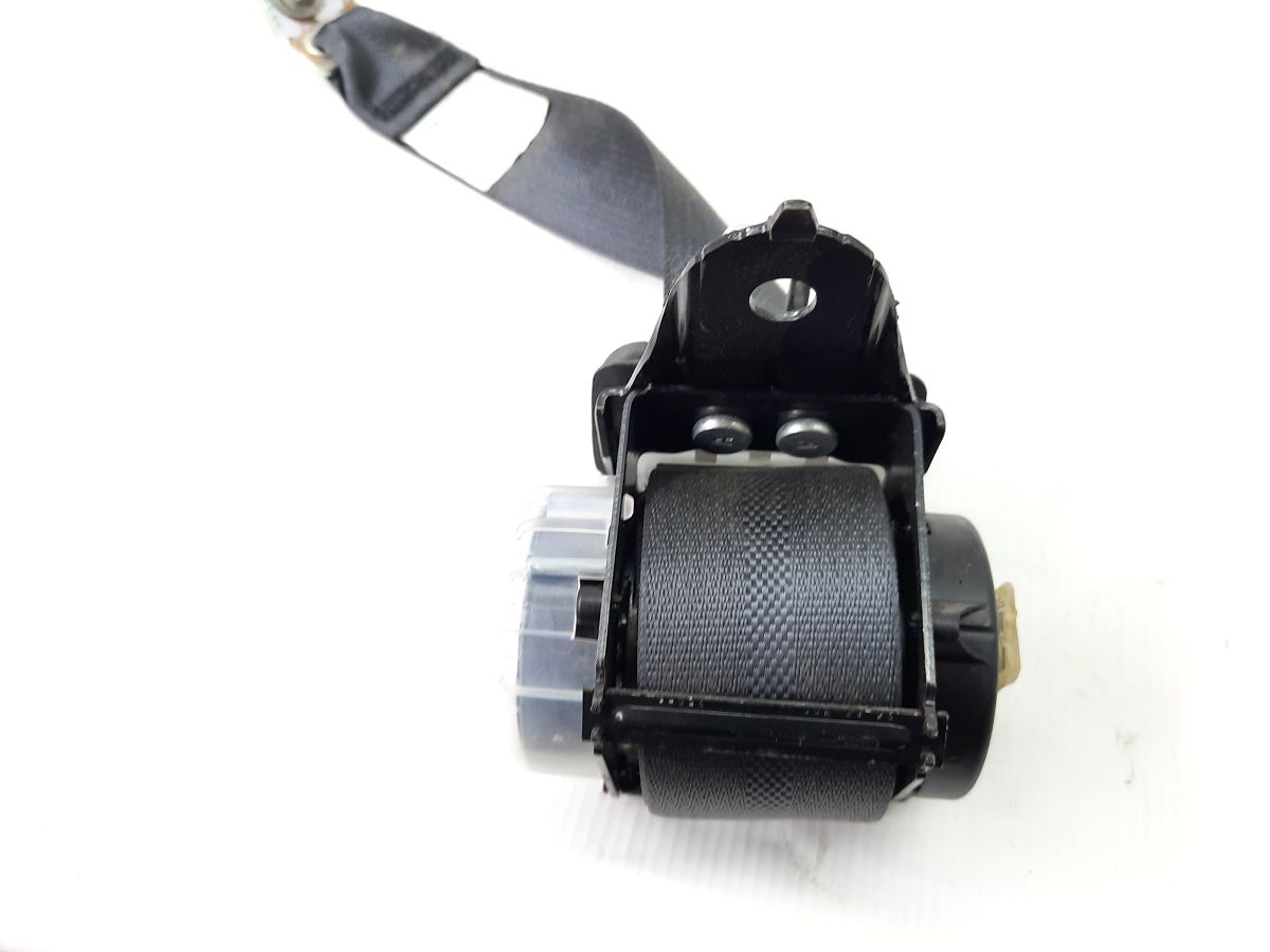 Sentra Ремінь безпеки задній центральний Nissan Sentra 2015-2018 888543RM8A Nissan Sentra 5