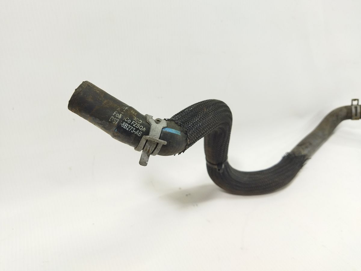 Fusion hybrid Патрубок охолодження Ford Fusion Hybrid 2013-2020 DS788B273AB Ford Fusion Hybrid 2